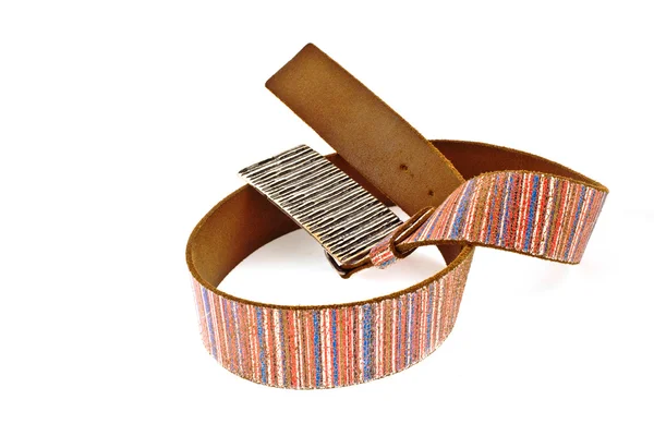 Cintura in pelle con grande fibbia in acciaio — Foto Stock