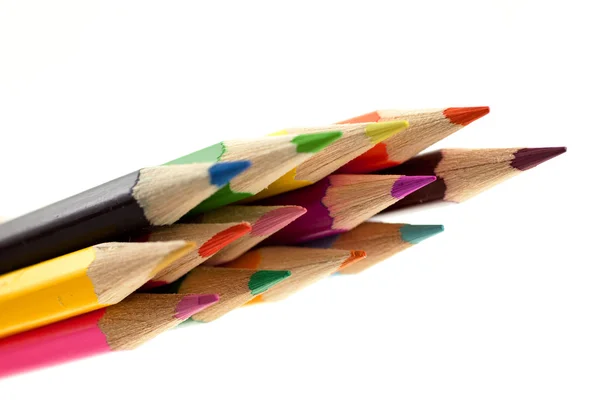 Crayons em um fundo branco — Fotografia de Stock