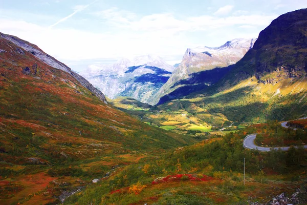 Montanhas de outono da Escandinávia — Fotografia de Stock