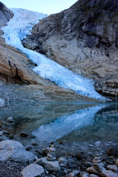Glacier in scandinavian mountains — Stock Photo, Image