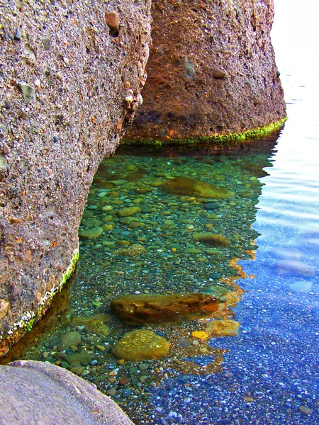 Stones and sea in Crimea — Stock Photo, Image