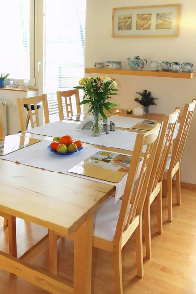 Elegant Dining Room in bright tint — Stock Photo, Image