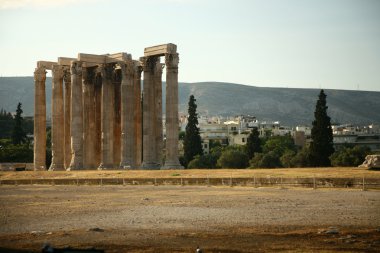 Temple of Zeus in Athens clipart