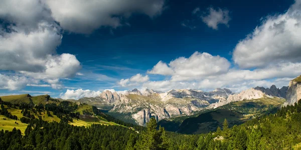 Panorama des Dolomites — Photo