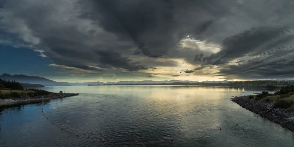 テ ・ アナウ湖 — ストック写真