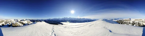 Panorama de 360 grados de montañas suizas — Foto de Stock
