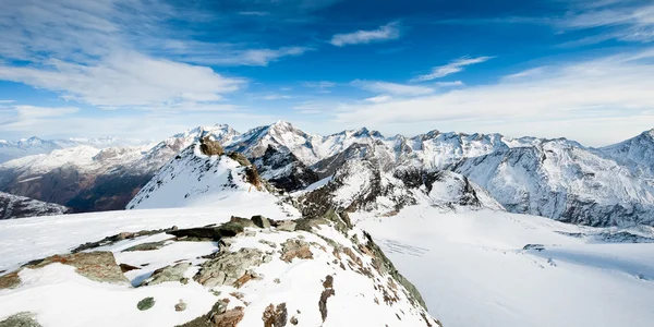Bergspanorama från mittelallalin — Stockfoto