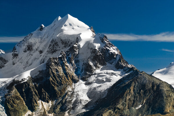 Розегг, Пиз
