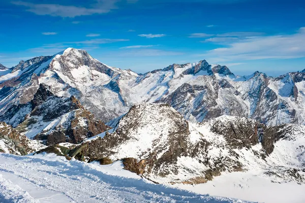 겨울에 weissmies 산의 정상 — 스톡 사진