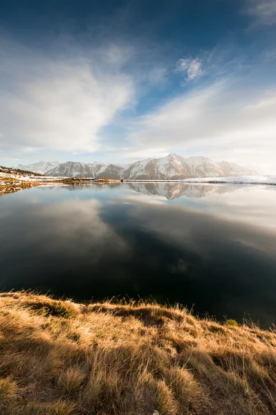 Sjön vid bettmeralp — Stockfoto