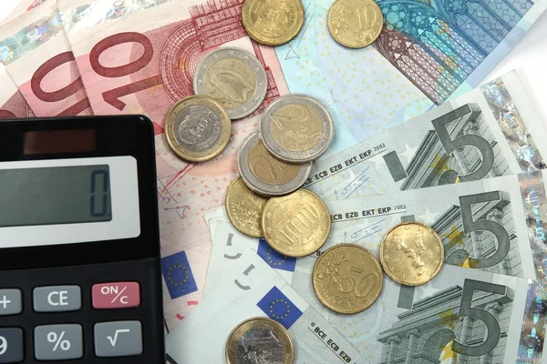 Euró pénz és kalkulátor — Stock Fotó