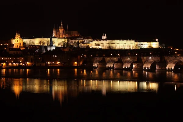 Gamla staden Prag, natt — Stockfoto