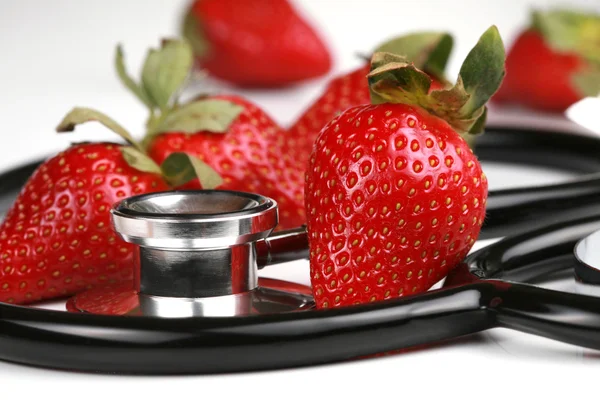Healthy snack, strawberries — Stock Photo, Image