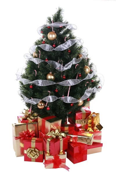 Árbol de Navidad con regalos — Foto de Stock