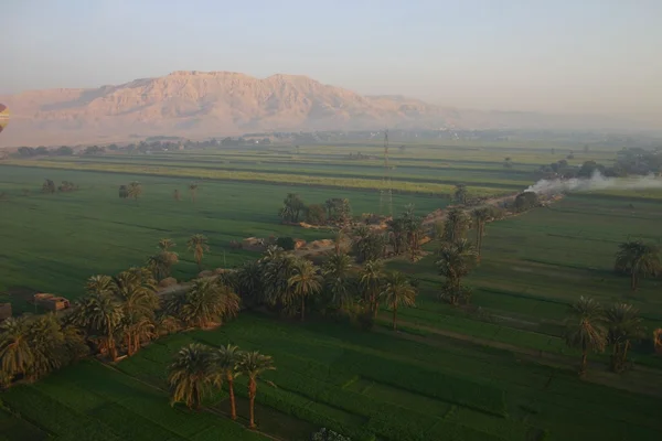 stock image Egypt Luxor air ballon ride over nile