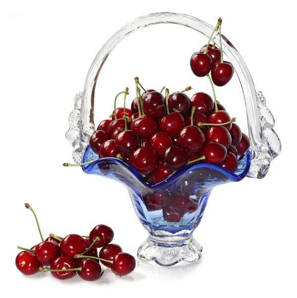 Cherries red in glass vase. — Stock Photo, Image