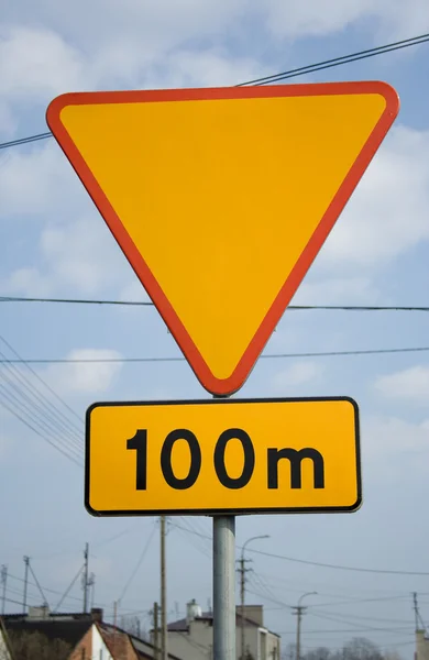 Znak drogowy 100 m — Zdjęcie stockowe