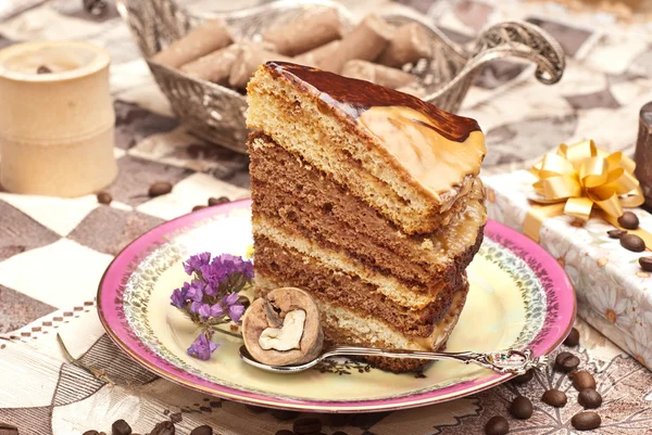 Cake and nut — Stock Photo, Image