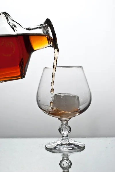 Brandy oder weißer Spritzer — Stockfoto