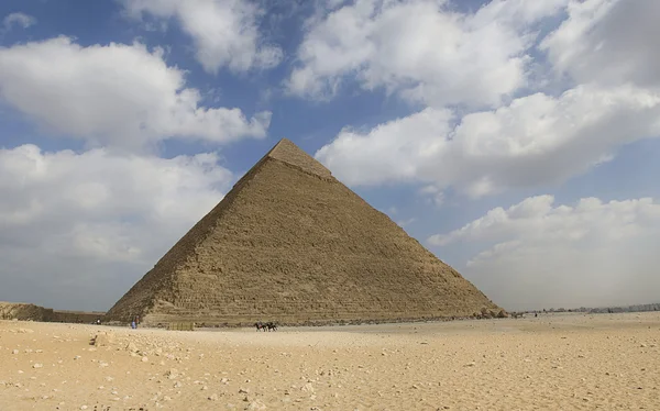 Stora pyramiden i giza — Stockfoto
