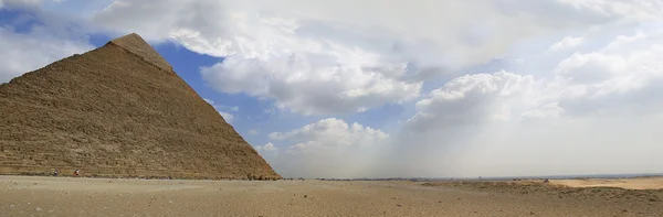 Wielka Piramida w Gizie panoramy — Zdjęcie stockowe