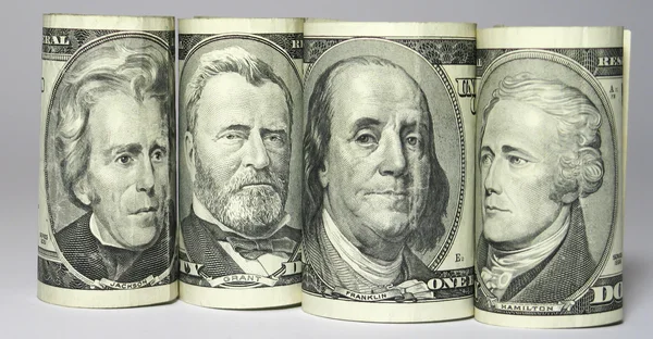 Quatre portraits en équipe sur billets de banque — Photo