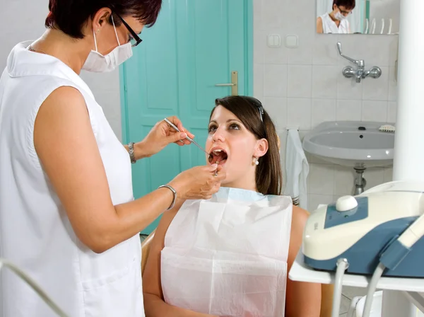 Zahnarztbesuch — Stockfoto