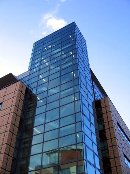 Edificio de oficinas moderno en Liverpool —  Fotos de Stock