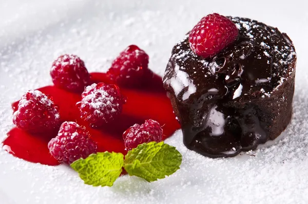 Шоколадный десерт — стоковое фото