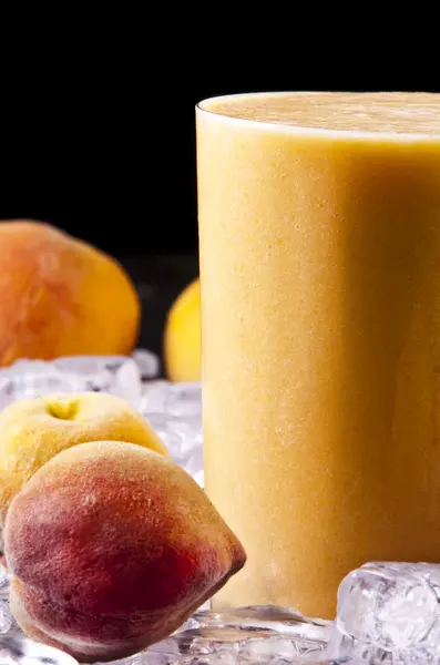 Peach smoothie — Fotografie, imagine de stoc