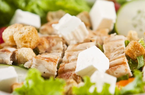 Salada de frango grelhado — Fotografia de Stock