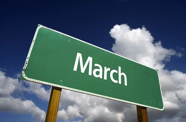 Μαρτίου πινακίδα πράσινης — Φωτογραφία Αρχείου
