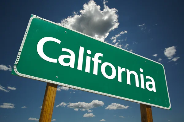 Groene Californië verkeersbord — Stockfoto