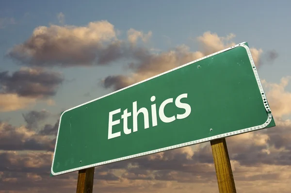 Ethics Green Road Sign — Stock Photo, Image