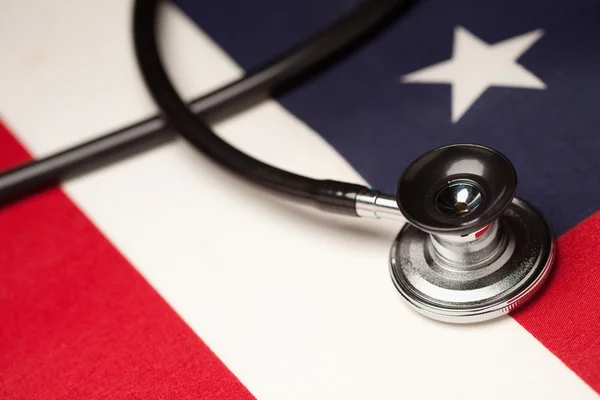 Amerikan bayrağı stetoskop — Stok fotoğraf