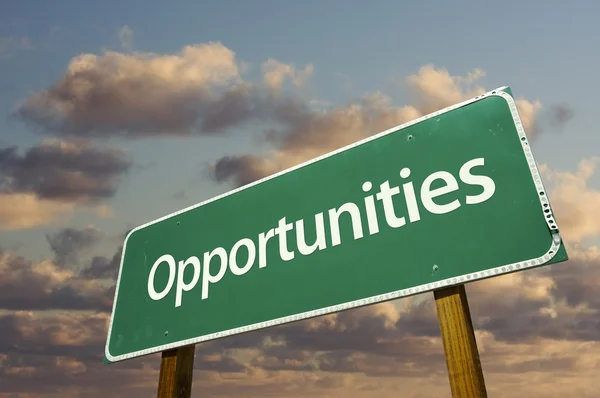 Opportunities Green Road Sign — Stock Photo, Image