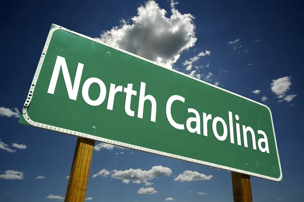 Carolina del Norte Green Road Sign —  Fotos de Stock