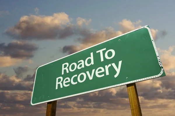 Road To Recovery Green Road Sign — Stock Photo, Image