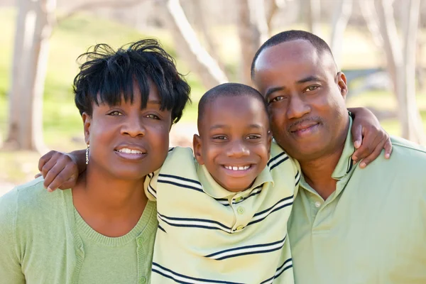 Heureuse famille afro-américaine — Photo