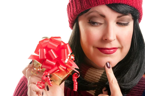 Brunette Woman Holds Holiday Gift — Stock Photo, Image