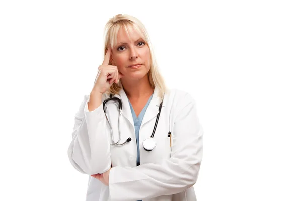 Ernstige vrouwelijke blonde arts of verpleegkundige — Stockfoto