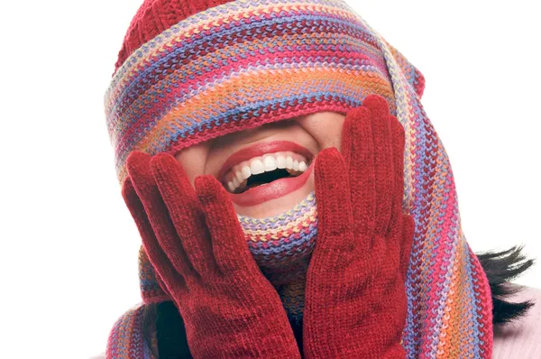 Приваблива жінка з барвистим шарфом — стокове фото