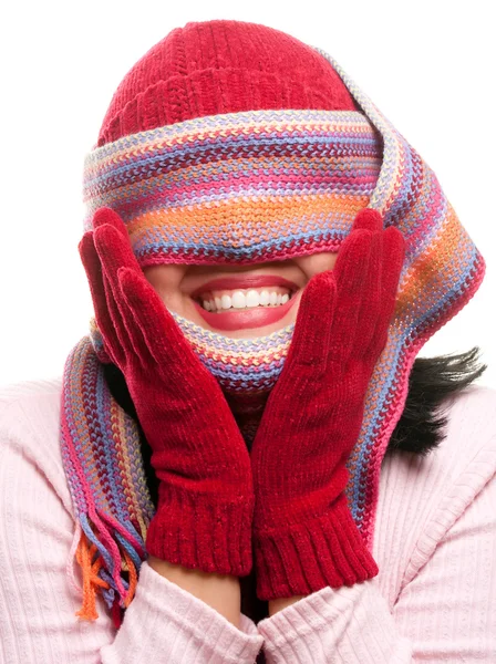 Mulher atraente com cachecol colorido — Fotografia de Stock