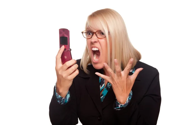 Θυμωμένη γυναίκα φωνάζει στο τηλέφωνο κυττάρων που απομονώνονται — Φωτογραφία Αρχείου