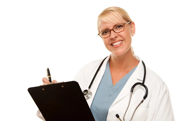 Miła kobieta lekarz blondynka na białym tle — Zdjęcie stockowe