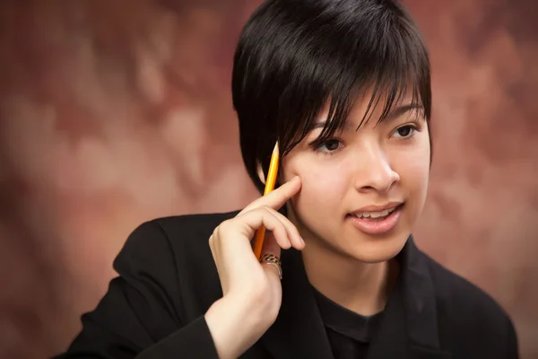 Adolescente multi-étnica hembra en estudio —  Fotos de Stock