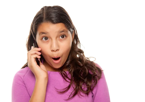 Chockad spansktalande tjej på mobiltelefon — Stockfoto