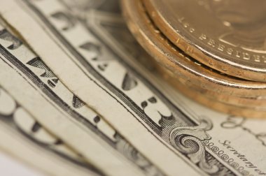 soyut dolar banknotunun üzerinde ABD Doları sikke