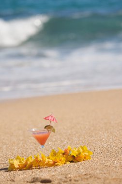 Tropical Drink on Sandy Beach Shoreline clipart