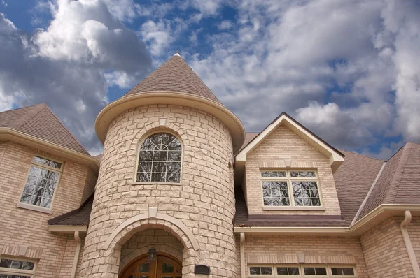 Majestic Newly Constructed Home — Stock Photo, Image